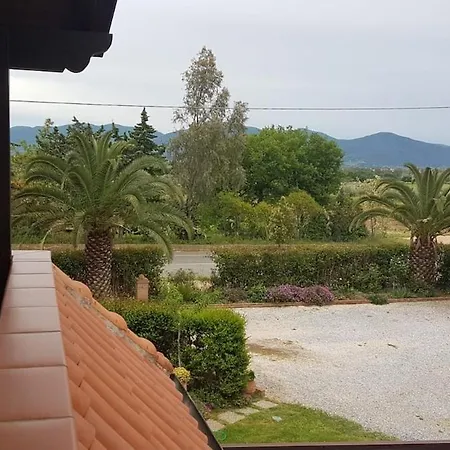 Immersa Nel Verde, Podere San Guido Apartamento